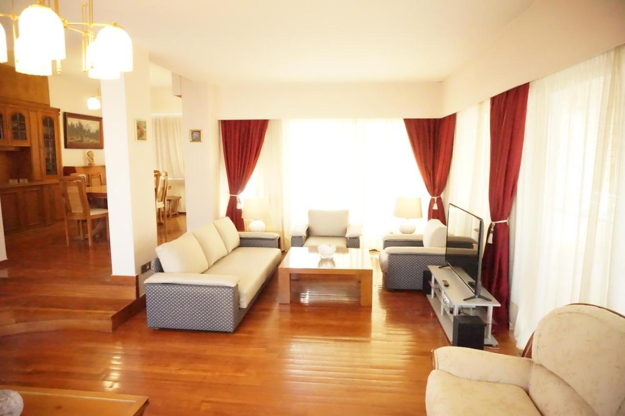 Luxury Athenian Riviera Apartment 135 Sqm At Voula Bagian luar foto