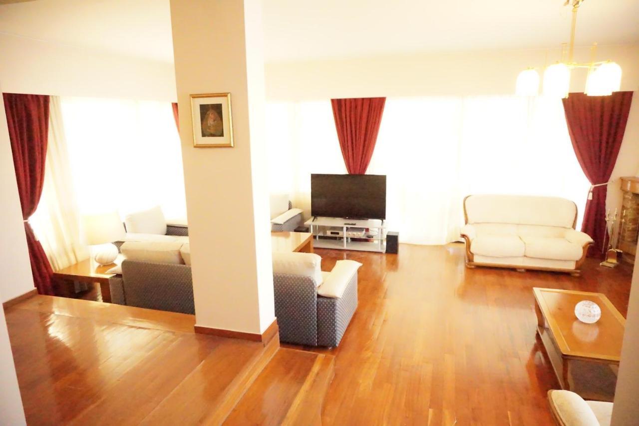 Luxury Athenian Riviera Apartment 135 Sqm At Voula Bagian luar foto