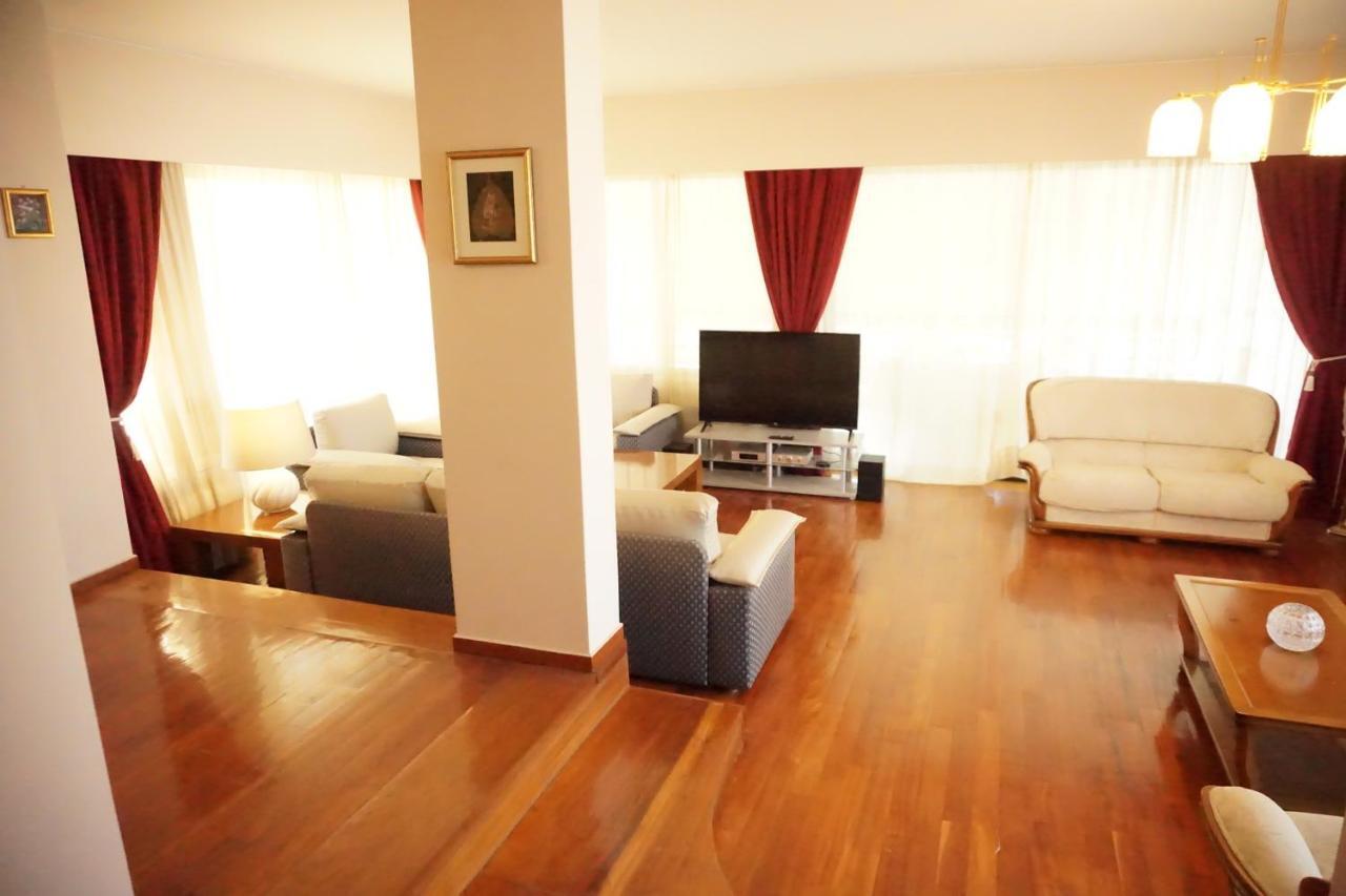 Luxury Athenian Riviera Apartment 135 Sqm At Voula Bagian luar foto