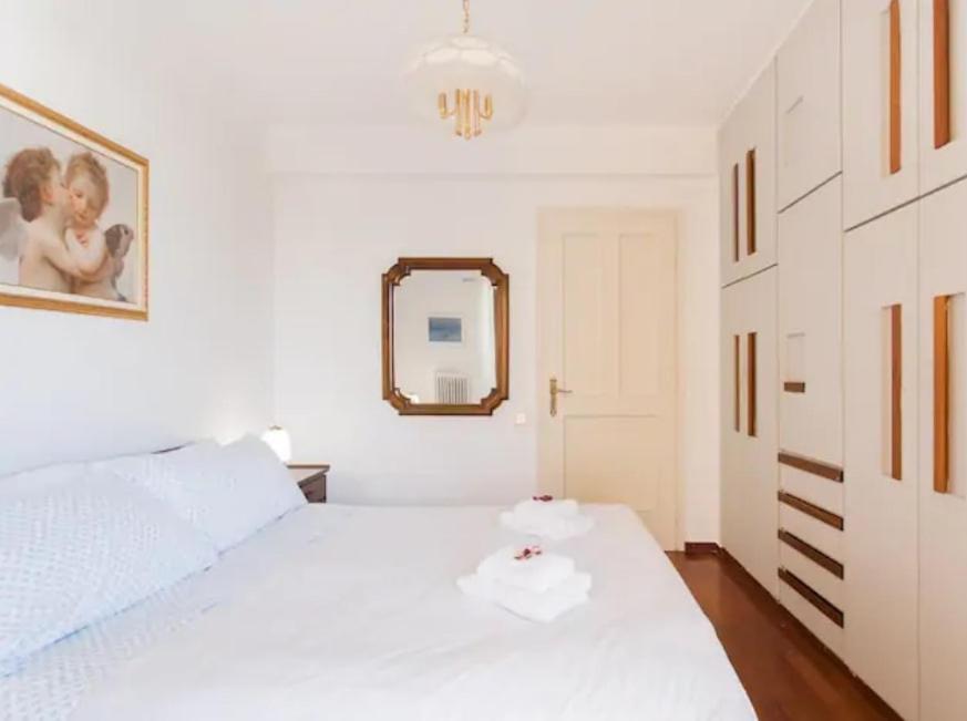 Luxury Athenian Riviera Apartment 135 Sqm At Voula Bagian luar foto